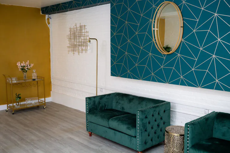 Stunning 2 Level Space in Brooklyn - Image 4