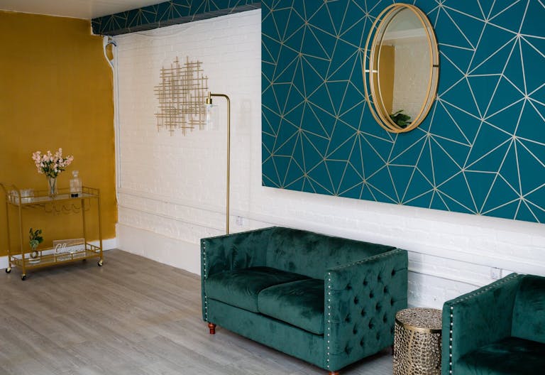 Stunning 2 Level Space in Brooklyn - Image 4