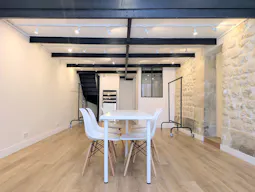 Gallery Atelier Showroom & Boutique • Pretty Chic Versatile Design • Rue Meslay - Haut Marais - Image 5