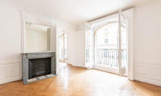 Showroom Rue de Rivoli Paris - Image 7