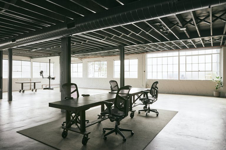 Gorgeous Daylight Studio With Attached Prop House (Hot Set Props) - Image 4