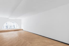 PERFECT FOR POP UP, SHOWROOM, EXHIBITION, FASHION SHOW - Image 4