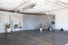 Stylish production and event space in Highland Park - Image 4