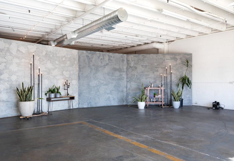Stylish production and event space in Highland Park - Image 4