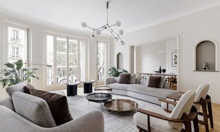 Luxury architecturally-designed Haussmannian apartment in Paris - Image 1