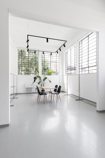 INDUSTRIAL CHIC LIGHTFULL 188 sqm OPENSPACE IN MILAN - Image 4