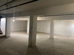 Large Basement space in LA - Image 1