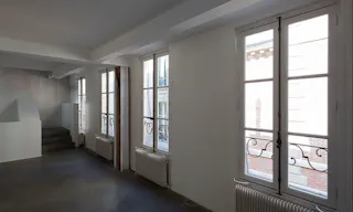 Luxurious Showroom Space in Saint-Germain-des-Prés, Paris - Image 6