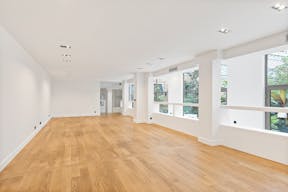 Adresse exclusive avenue Montaigne - Image 3