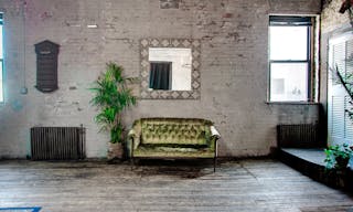 Unique Loft for Intimate Events & Photo / Video Shoots - Image 7