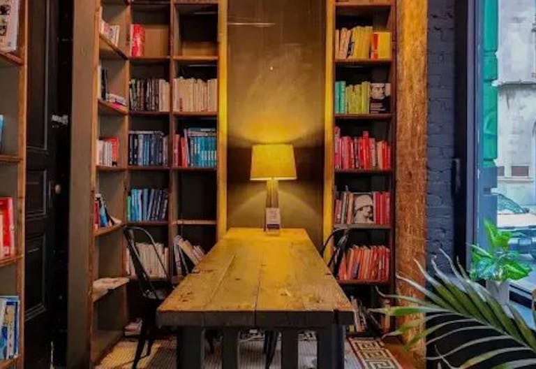 "Chic Coffee Shop ? Ideal for Events & Film Shoots" - Image 2