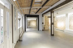 Showroom in Le Marais - Image 2