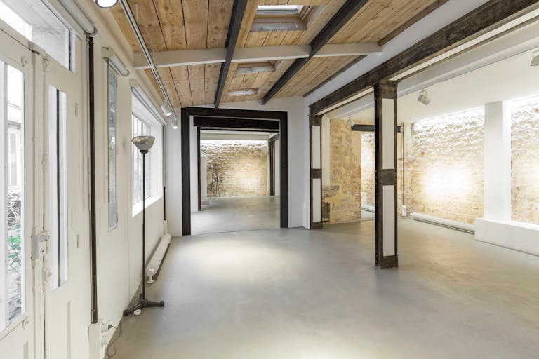 Showroom in Le Marais - Image 2