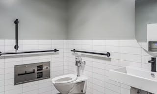 Prime Dumbo Retail - Image 6