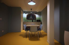 Location bureau individuel avec acc�s aux communs, dans un immeuble d'architecte coeur des Chartrons � Bordeaux - 30M2 - Image 7