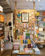 Pop-Up Perfect Space in Williamsburg – Shared with Trendy Bonsai Shop - Image 7