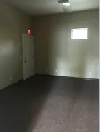 Storefront/Office space - Image 4