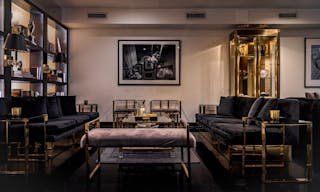 Classically Elegant Soho Duplex - Image 4