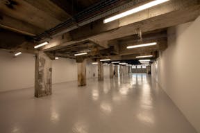 Atypical Artistic and Event Venue - Image 14