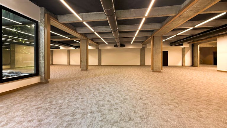 Showroom au coeur Marais - Image 4