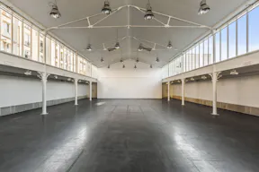 Unique Space in Le Marais - Image 1