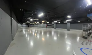 Espace Commercial Pop-Up de 868 m² au Cœur de Liège, Passage Piéton Premium (Place Saint-Lambert) - Image 4