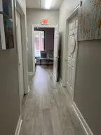 Beauty/wellness space for lease in excellent location! - Image 2