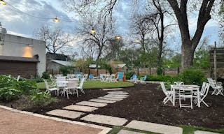 Swoop House in East Austin - Image 11