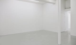 Art gallery in Le Marais - Image 2