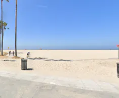 Art studio on venice beach to share with painter - Image 2