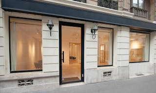 Paris 1er (Tuileries) - Espace pour Pop Up - Galerie (140 m2 + Sous sol 35 m2) - Image 0