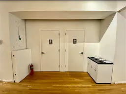 ** SPACIOUS SOHO OFFICE / EVENT SPACE, Move-In Ready ** 4th Floor. - Image 13