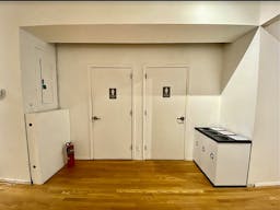 ** SPACIOUS SOHO OFFICE / EVENT SPACE, Move-In Ready ** 4th Floor. - Image 13