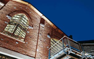 Courtyard Showroom - Image 1