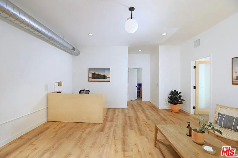 Prime Silverlake Office or Retail Space! - Image 1