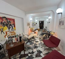 Local de 10 m² attenant à une galerie d’art et design. - Image 0