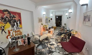 Local de 10 m² attenant à une galerie d’art et design. - Image 0