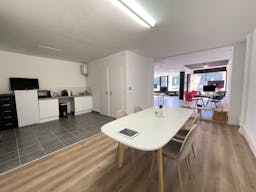 Galerie / Espace bureau / reception / co-working/ tout confort / village en bord de mer / 10 minutes Cannes - Image 0