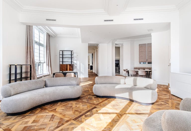 Showroom Place des Victoires Paris - Fashion week and private events - Image 0