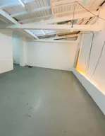 pop up store, vast and bright Haut Marais Paris - Image 5