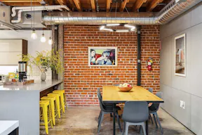 Light-filled Industrial Chic Warehouse in Temescal, neighborhood of Oakland, California - Image 22