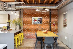 Light-filled Industrial Chic Warehouse in Temescal, neighborhood of Oakland, California - Image 22