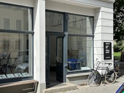 Mitte showroom - Image 12