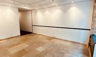 El�gant espace situ� au c?ur du 7�me arrondissement. - Image 7