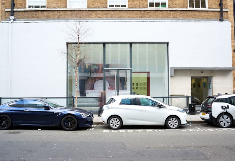 Amazing Gallery in Oxford Circus - Image 0