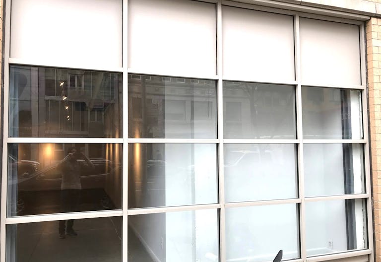 Gallery under the high Line - Image 1