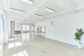 16AB Manhattan Event/Showroom retail rental space - Image 2
