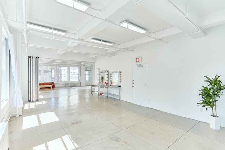 16AB Manhattan Event/Showroom retail rental space - Image 2