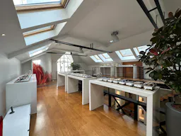 Modular Luminous Loft in heart of Paris  - Image 19
