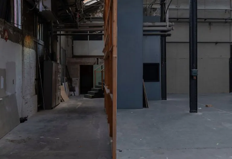 Incredible and unique 1270m2 Space Paris - Image 3